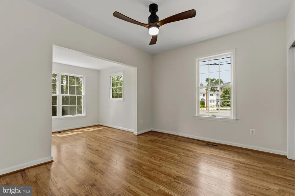 1801 S GLEBE ROAD Arlington, VA 22204