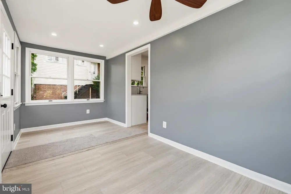 1801 S GLEBE ROAD Arlington, VA 22204