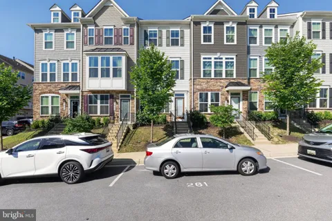 7023 MAHANT WAY