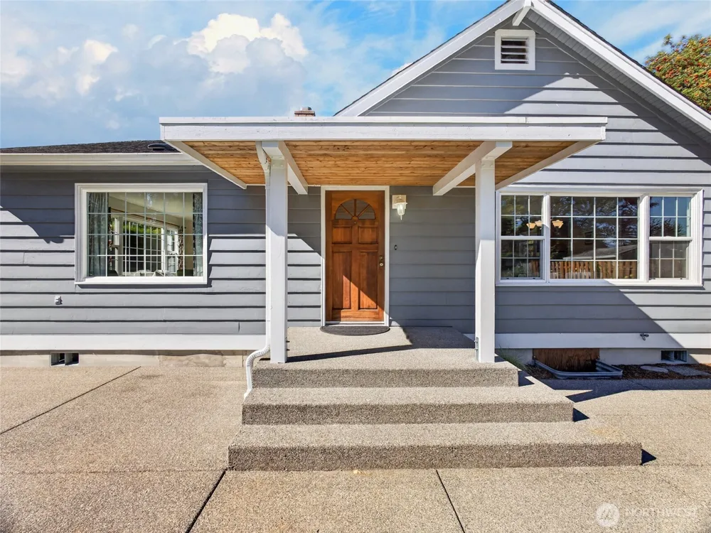 3218 Division Street Enumclaw, WA 98022