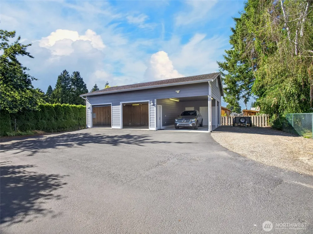 3218 Division Street Enumclaw, WA 98022