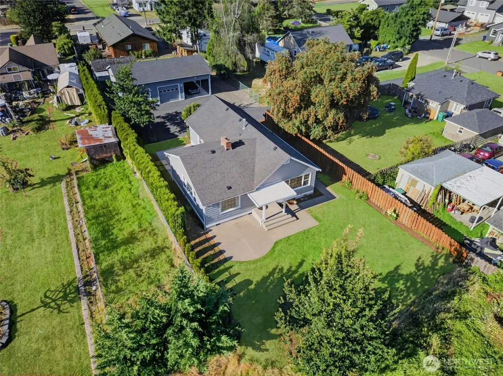 3218 Division Street Enumclaw, WA 98022