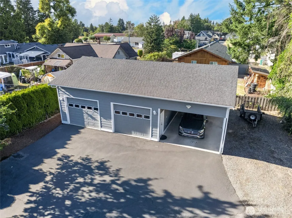 3218 Division Street Enumclaw, WA 98022