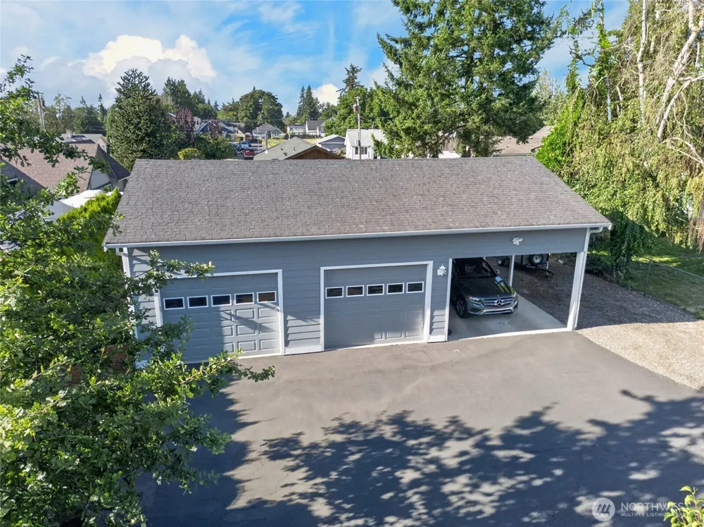 3218 Division Street Enumclaw, WA 98022