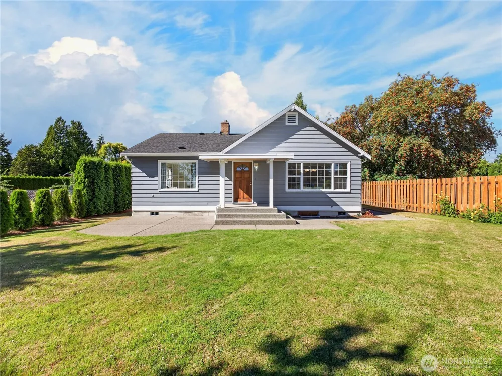 3218 Division Street Enumclaw, WA 98022