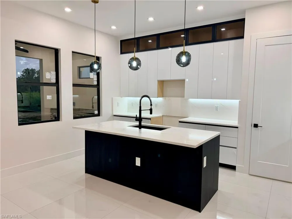 808 Maple Avenue Lehigh Acres, FL 33972