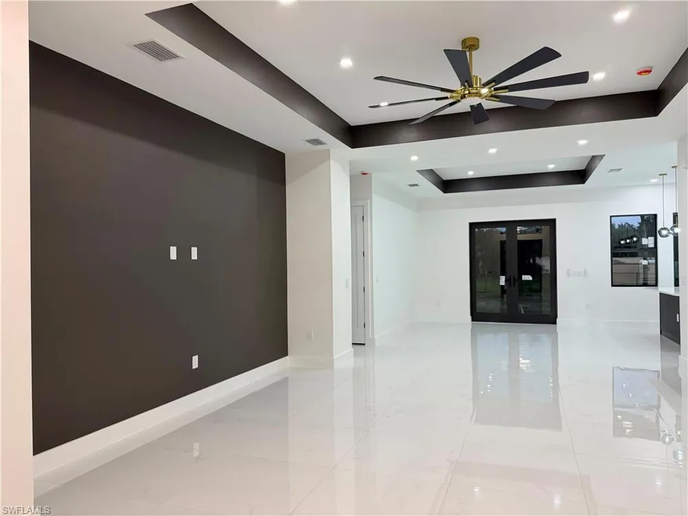 808 Maple Avenue Lehigh Acres, FL 33972