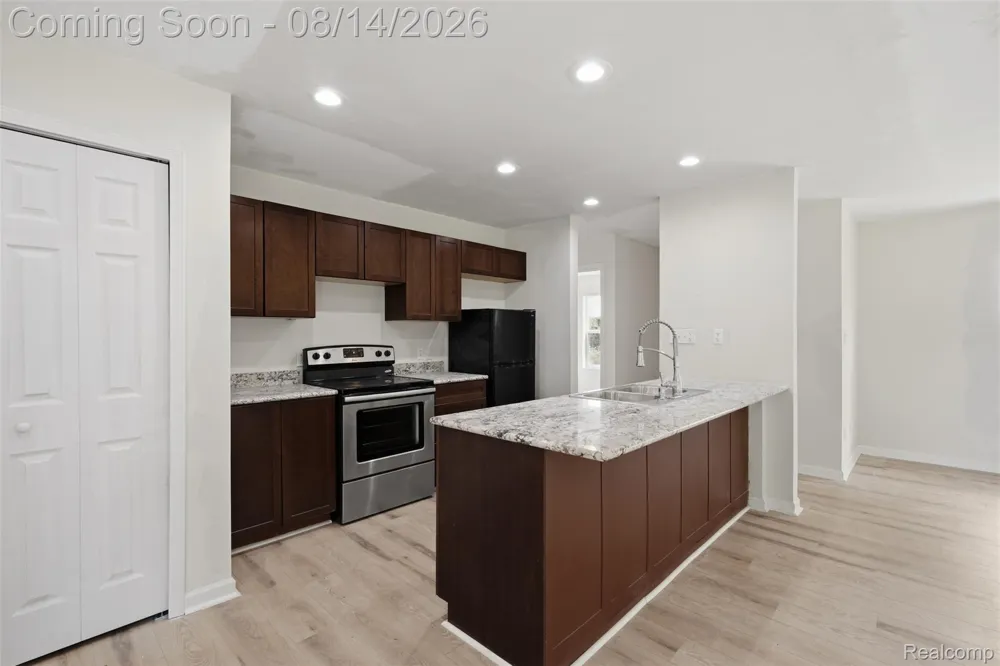 6640 Lemon Road Bancroft Village, MI 48414