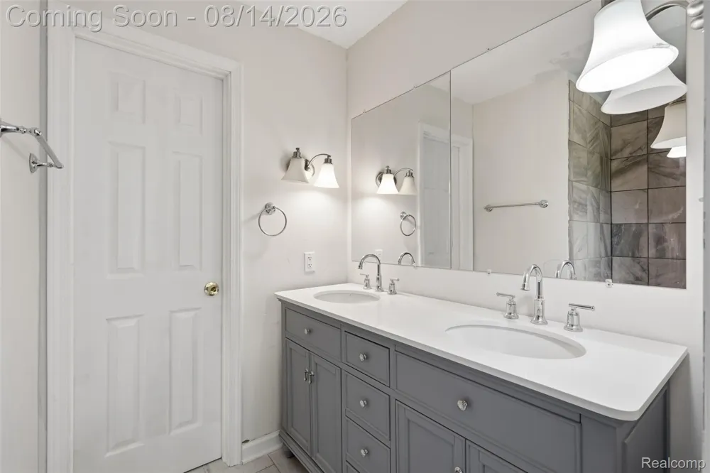 6640 Lemon Road Bancroft Village, MI 48414