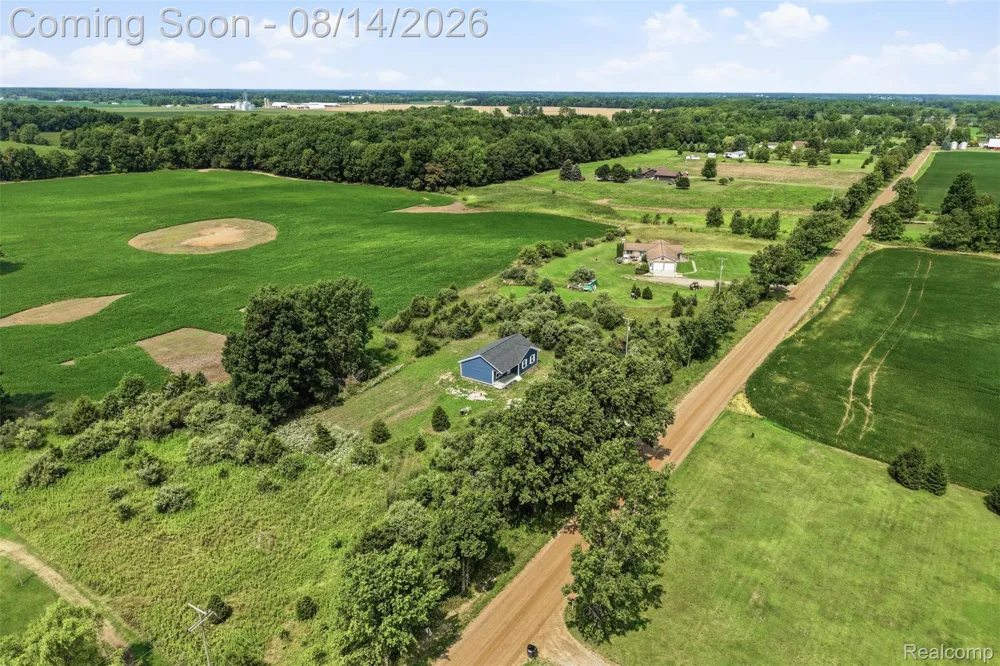 6640 Lemon Road Bancroft Village, MI 48414