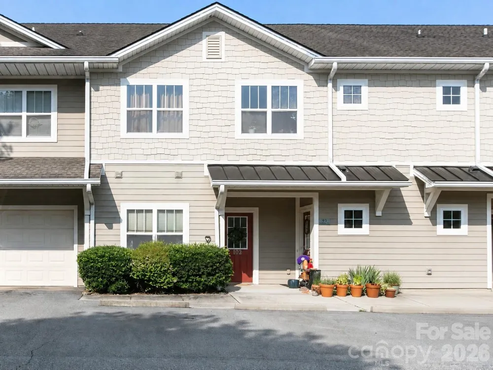 93 Foxden Drive #102 Fletcher, NC 28732