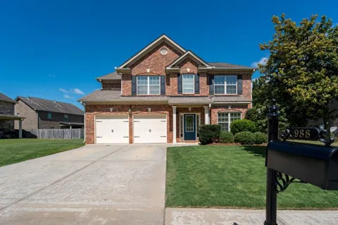 988 Spanish Moss Trail
