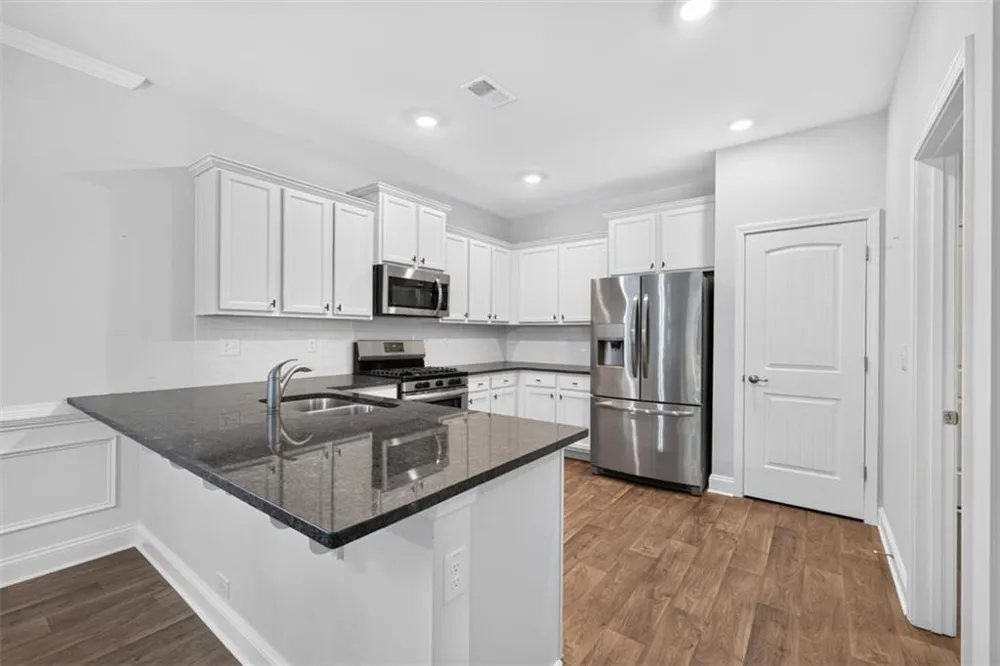 832 Hidden Hollow Circle Commerce, GA 30529