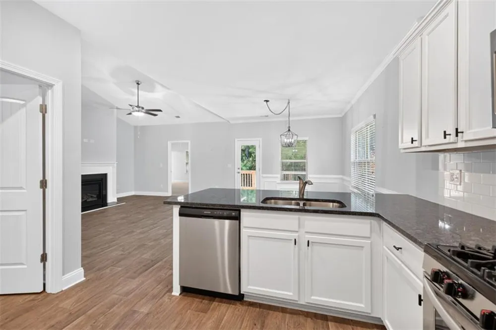 832 Hidden Hollow Circle Commerce, GA 30529