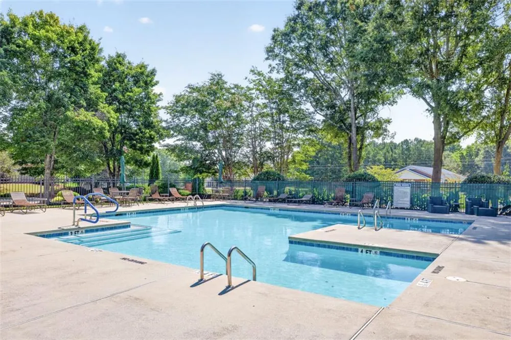 832 Hidden Hollow Circle Commerce, GA 30529