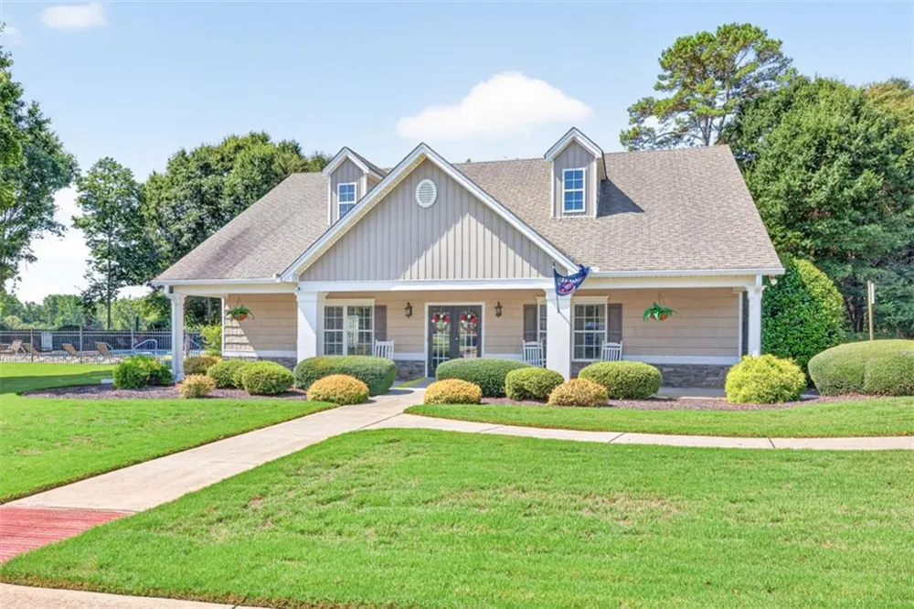 832 Hidden Hollow Circle Commerce, GA 30529