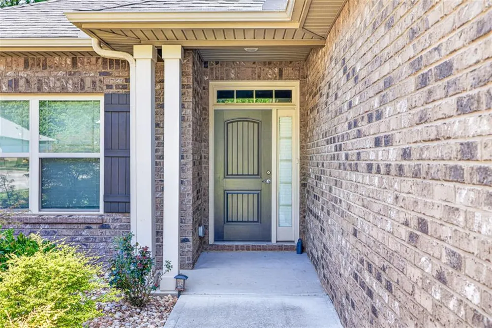 832 Hidden Hollow Circle Commerce, GA 30529