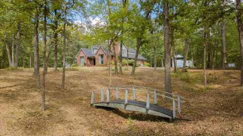 3199 Farm Road 2723
