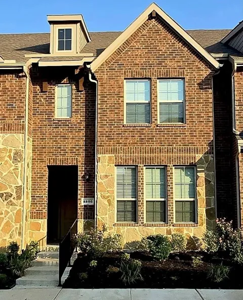 2236 Lasso Court