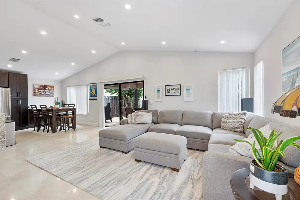 3441 NW 20th Street Coconut Creek, FL 33066