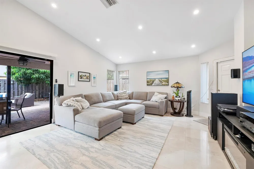 3441 NW 20th Street Coconut Creek, FL 33066