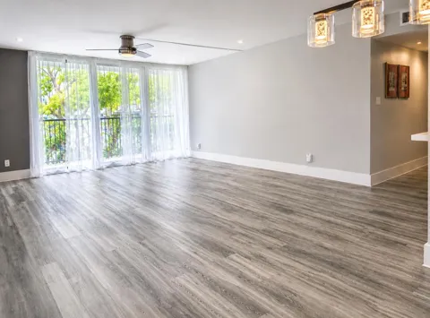 1301 River Reach Drive #111