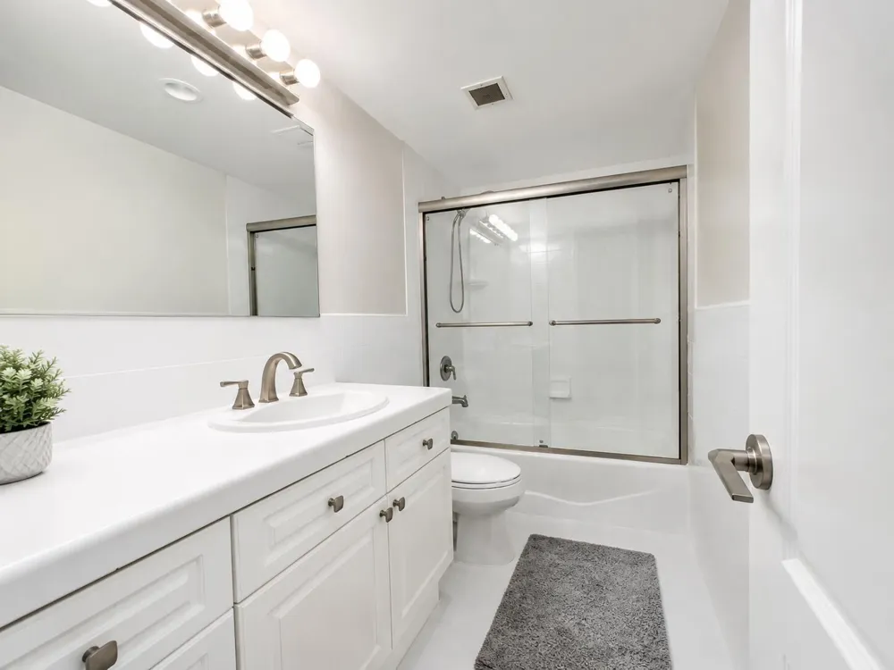 1301 River Reach Drive #111 Fort Lauderdale, FL 33315