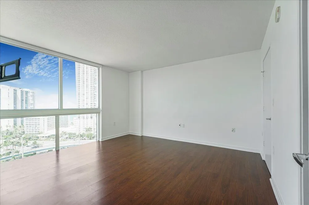 200 SUNNY ISLES BOULEVARD #2-1701 Sunny Isles Beach, FL 33160
