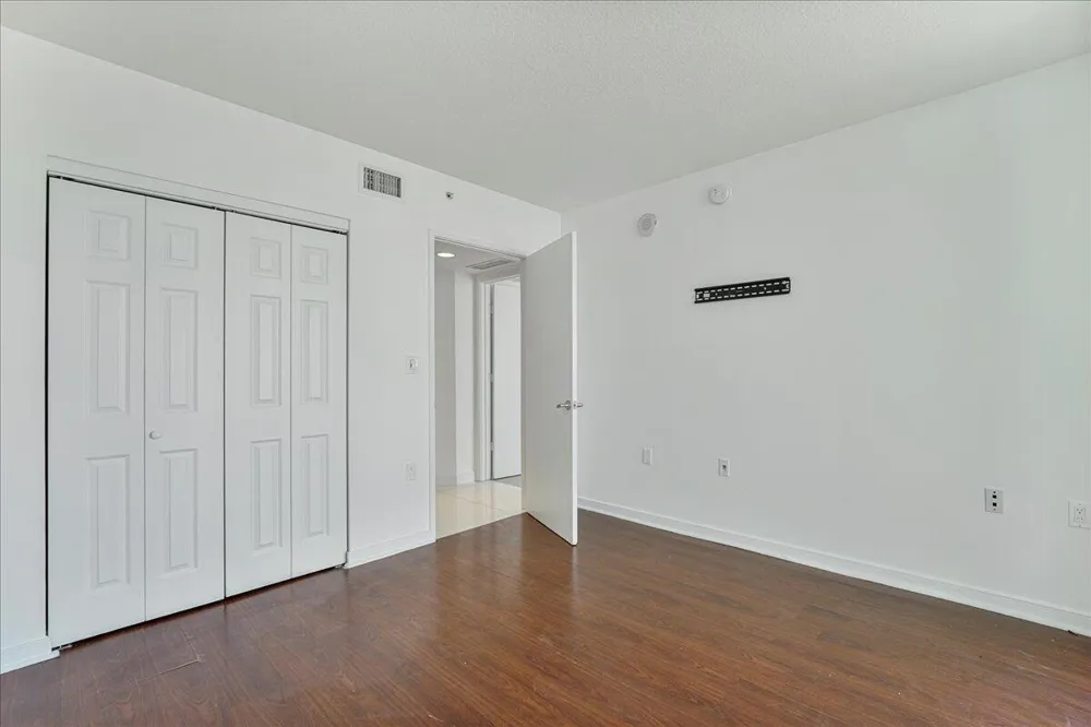 200 SUNNY ISLES BOULEVARD #2-1701 Sunny Isles Beach, FL 33160