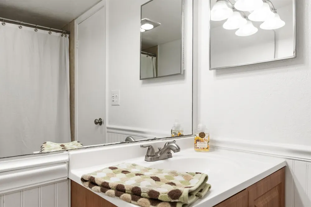 4851 NW 21st Street #203 Lauderhill, FL 33313