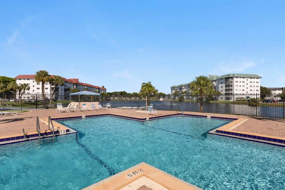 4851 NW 21st Street #203 Lauderhill, FL 33313