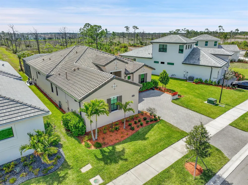 13865 SE Blackwood Drive Port St. Lucie, FL 34984