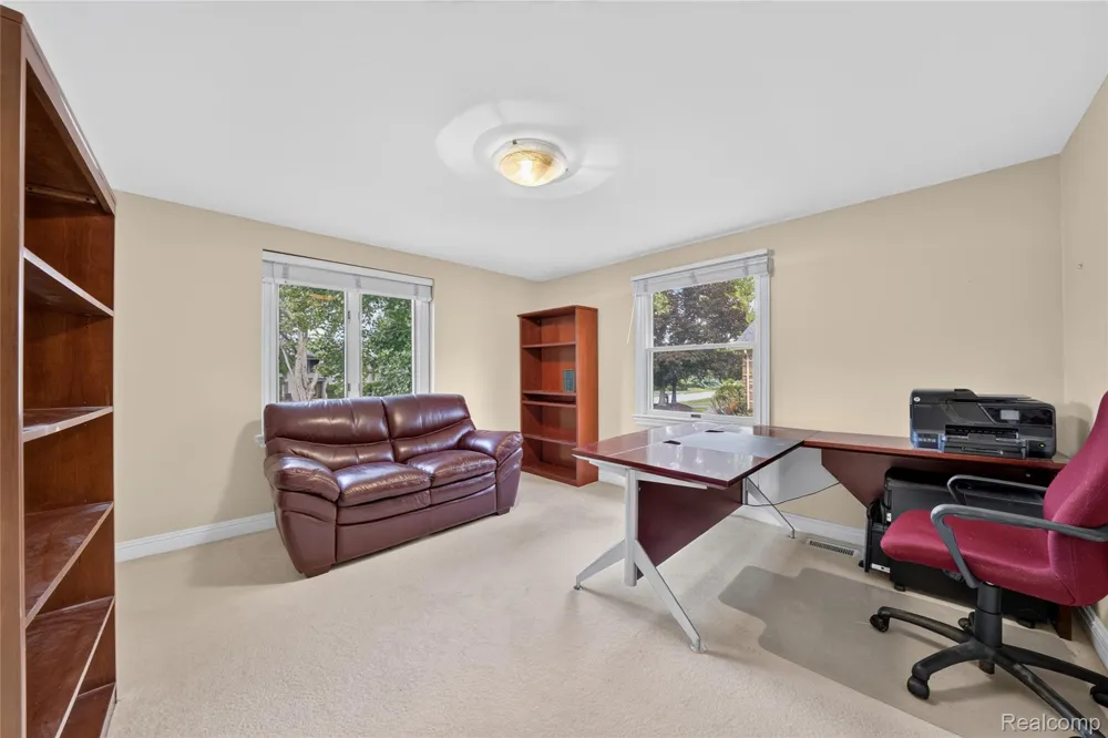5369 W Bloomfield Lake Road West Bloomfield Charter Township, MI 48323