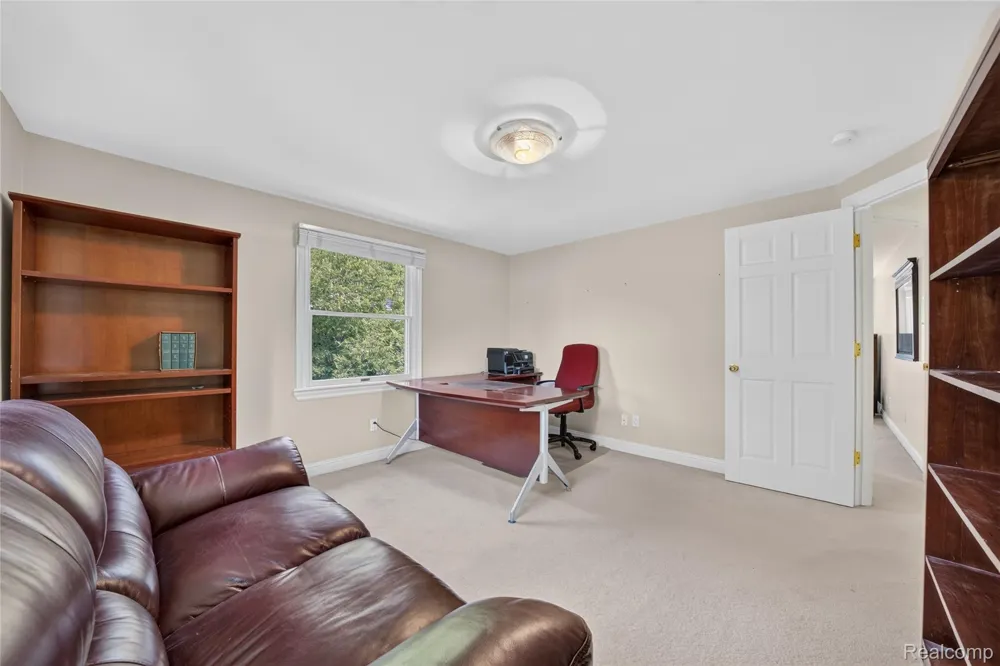5369 W Bloomfield Lake Road West Bloomfield Charter Township, MI 48323