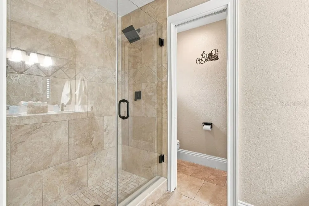 17933 EAGLE LANE Lutz, FL 33558