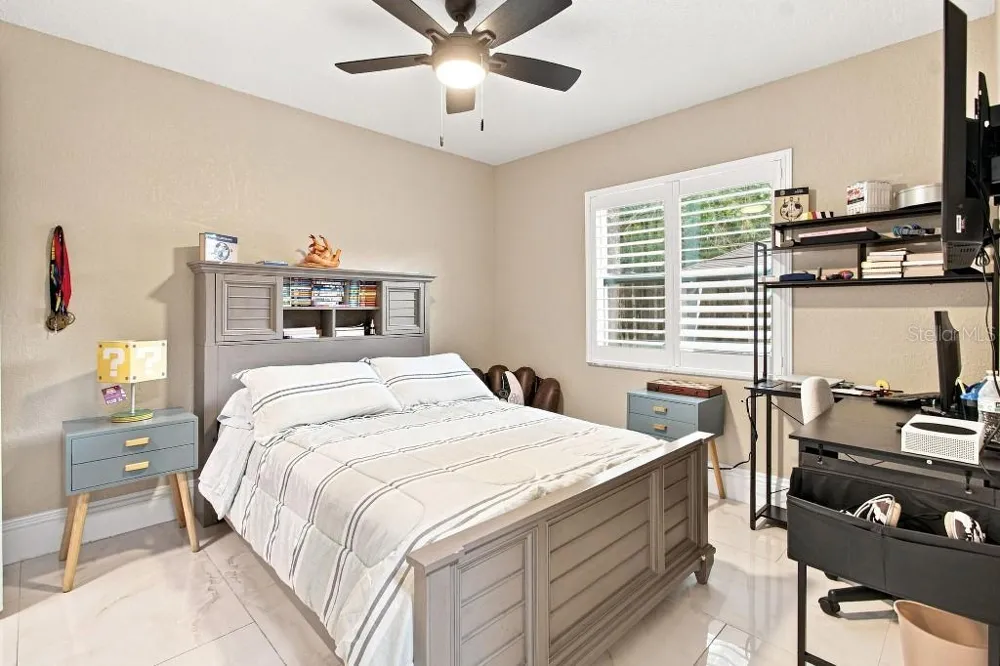 17933 EAGLE LANE Lutz, FL 33558