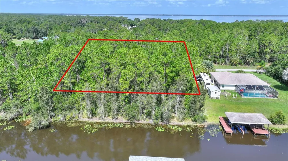 28 AMARYLLIS DRIVE Indian Lake Estates, FL 33855