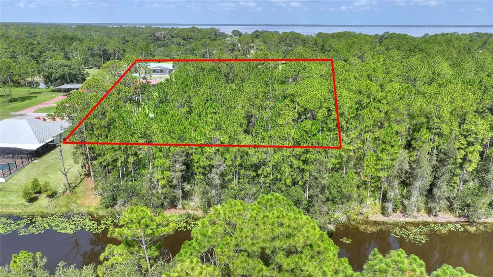 28 AMARYLLIS DRIVE Indian Lake Estates, FL 33855