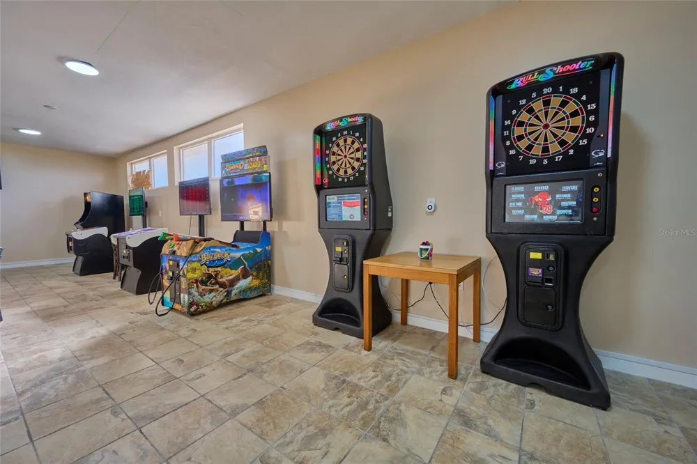 28 AMARYLLIS DRIVE Indian Lake Estates, FL 33855