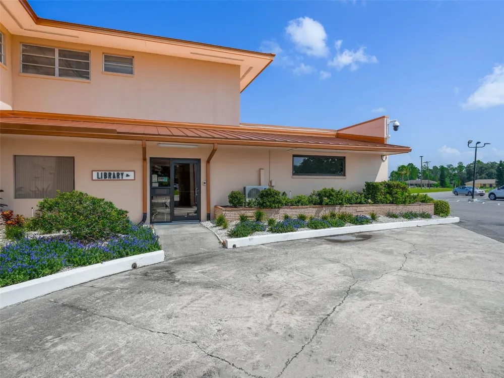 28 AMARYLLIS DRIVE Indian Lake Estates, FL 33855