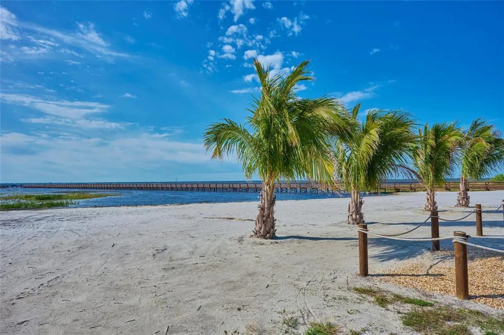 28 AMARYLLIS DRIVE Indian Lake Estates, FL 33855