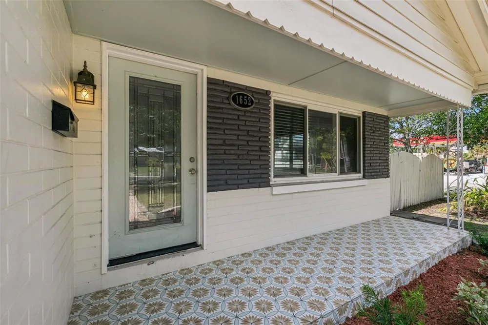 1652 BERKSHIRE AVENUE Winter Park, FL 32789