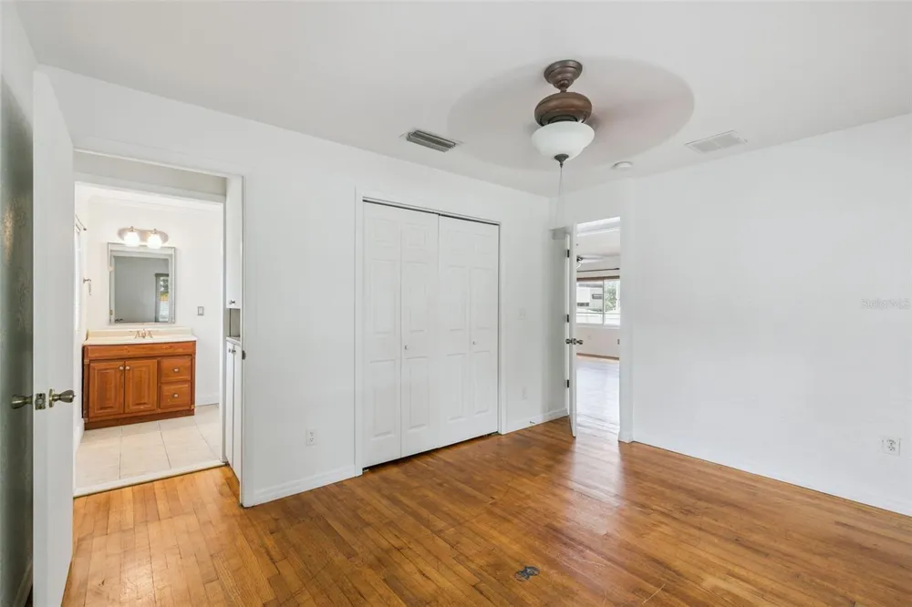1652 BERKSHIRE AVENUE Winter Park, FL 32789