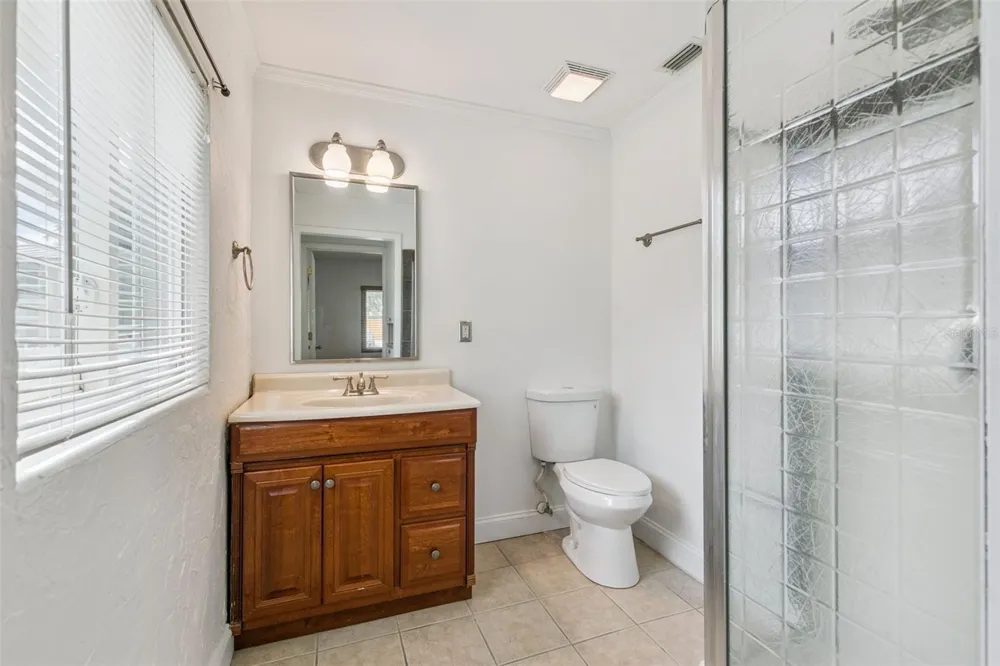 1652 BERKSHIRE AVENUE Winter Park, FL 32789