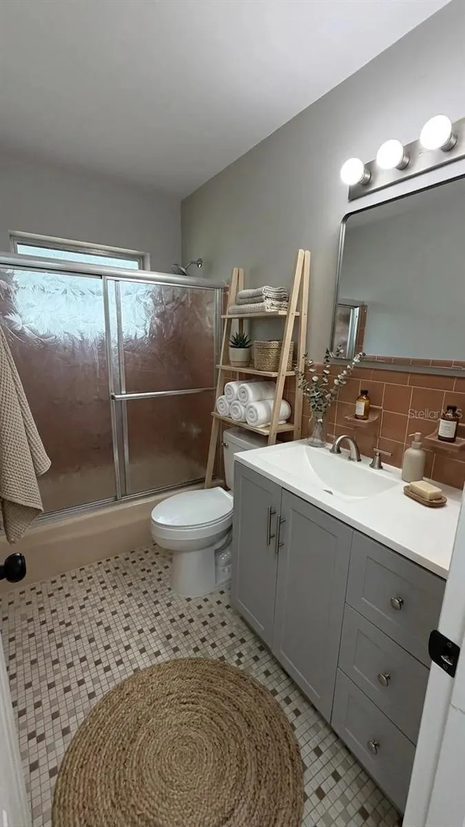 658 ELGROVE DRIVE Deltona, FL 32725