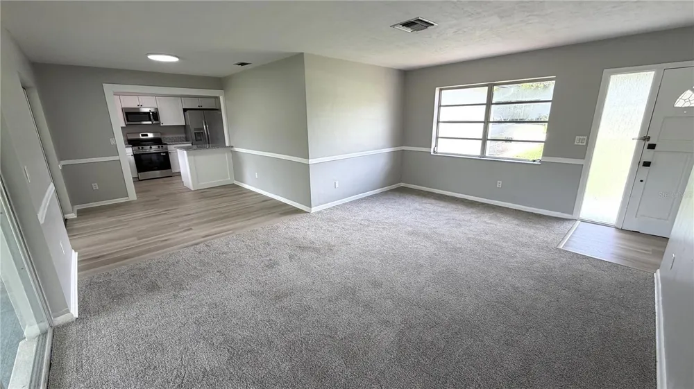 658 ELGROVE DRIVE Deltona, FL 32725