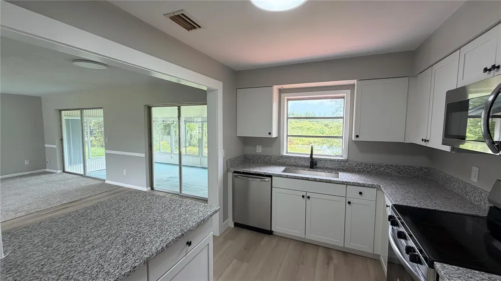 658 ELGROVE DRIVE Deltona, FL 32725