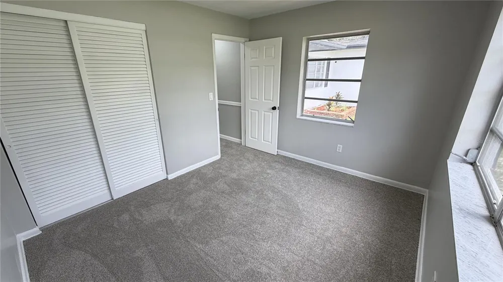 658 ELGROVE DRIVE Deltona, FL 32725