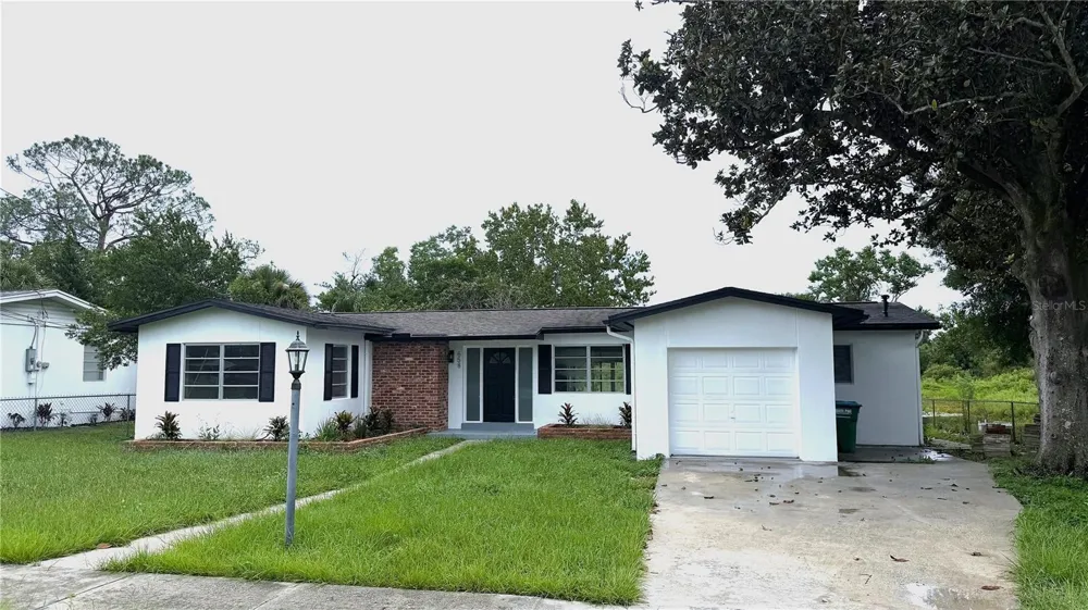 658 ELGROVE DRIVE Deltona, FL 32725