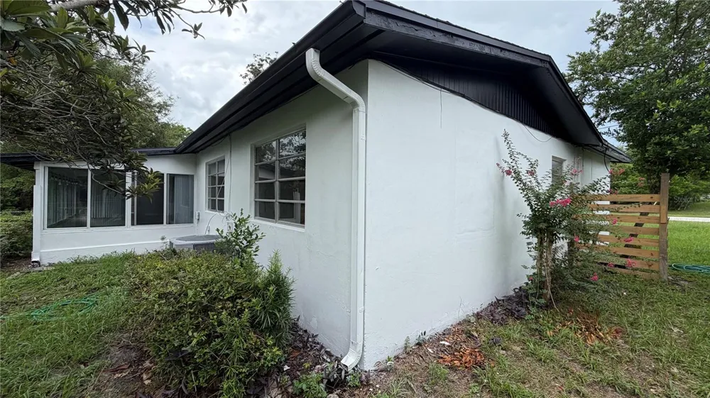 658 ELGROVE DRIVE Deltona, FL 32725
